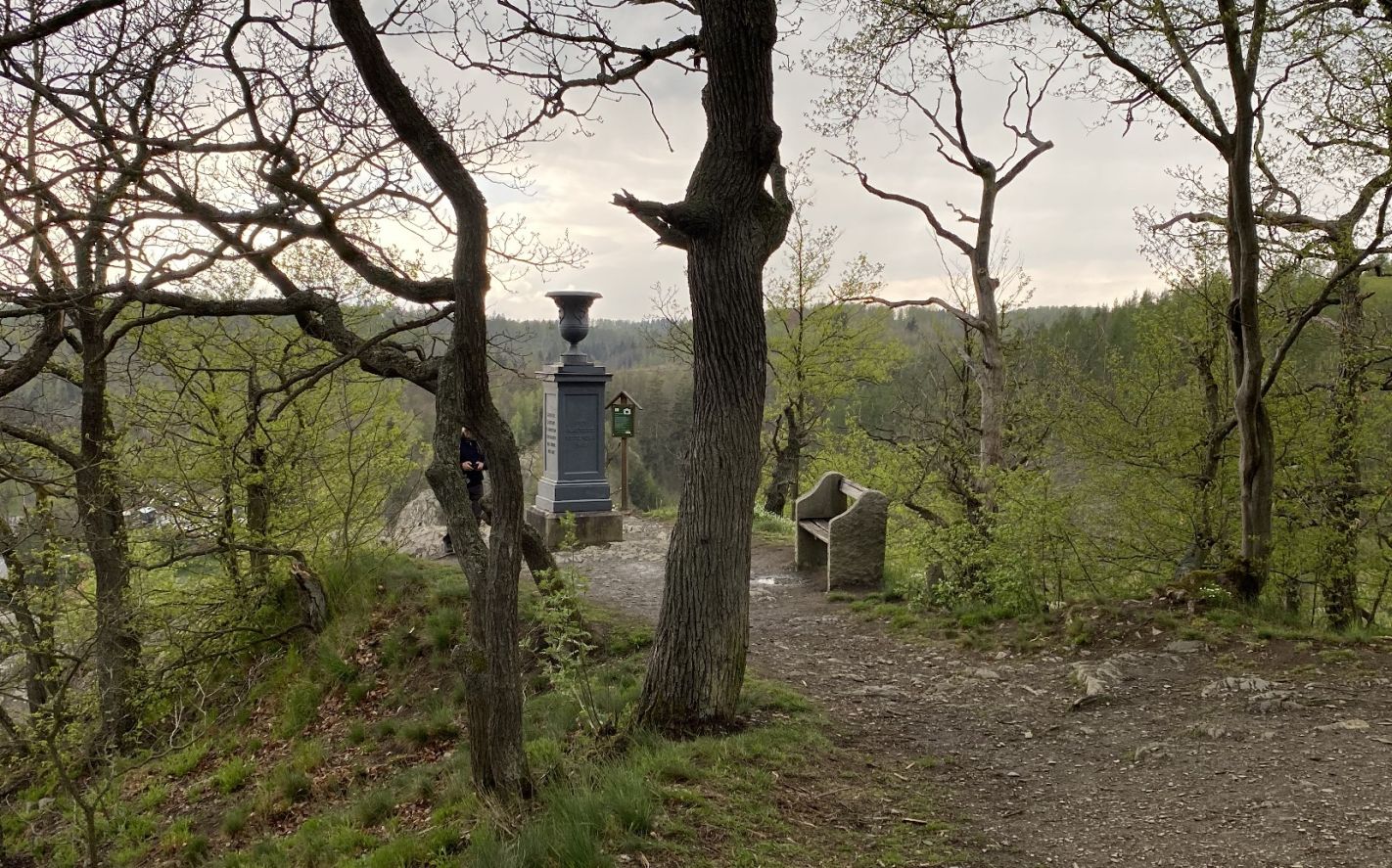 Wanderung: Alexisbad zur Köthener Hütte (195) und Verlobungsurne (177)